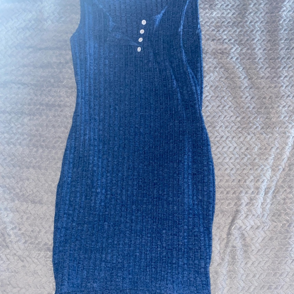Elegant Blue Velvet Dress